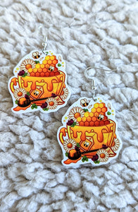 Honey Comb Tea Cup Resin Flatback Dangle Earrings